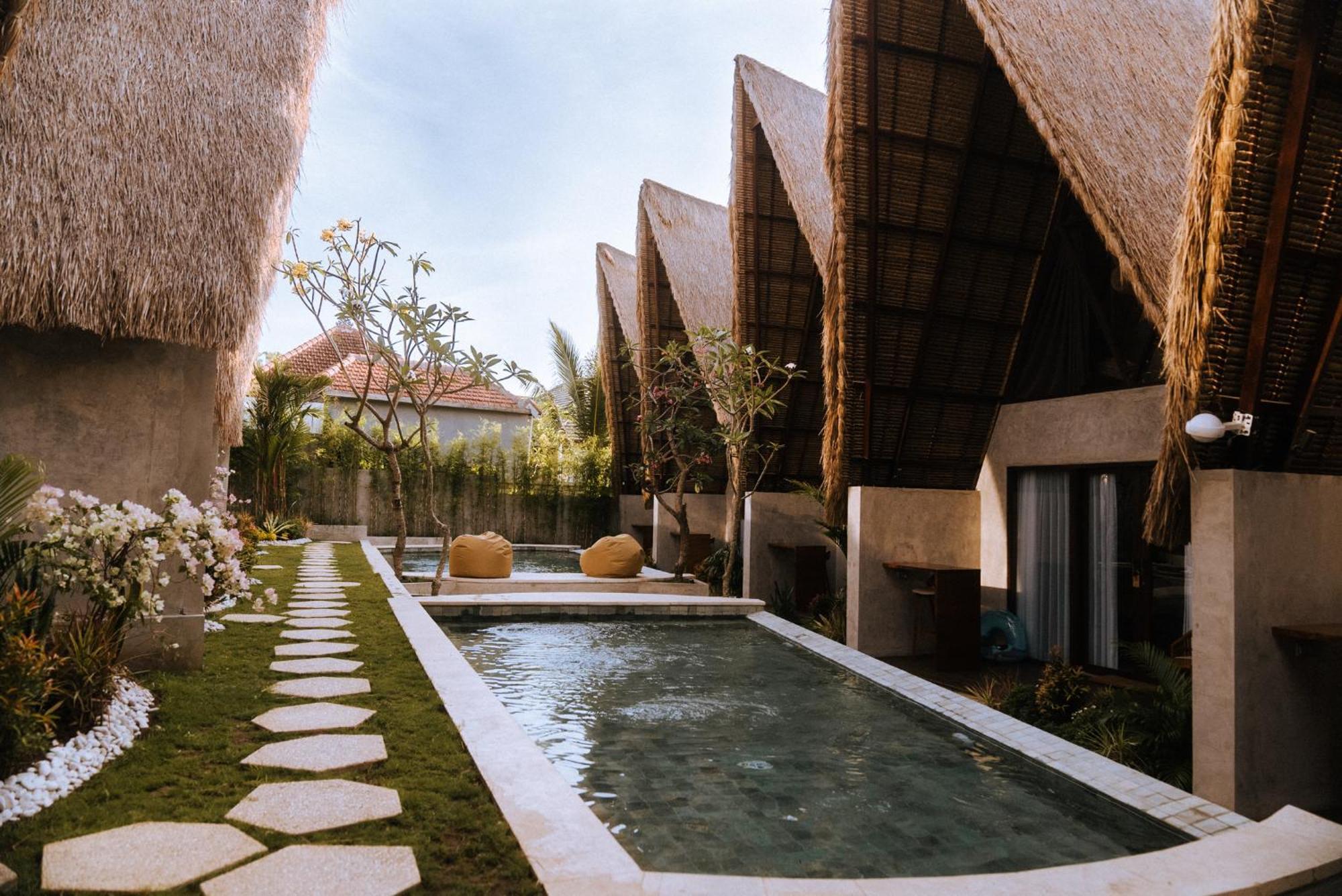 Desa Harmonis Bed & Breakfast Pecatu  Exterior photo